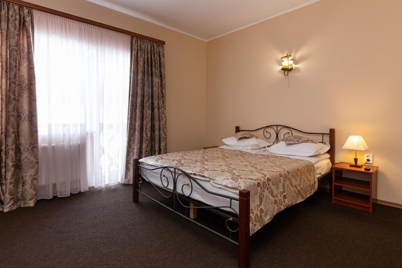 Panska Rovin Hotel Mohnate Buitenkant foto